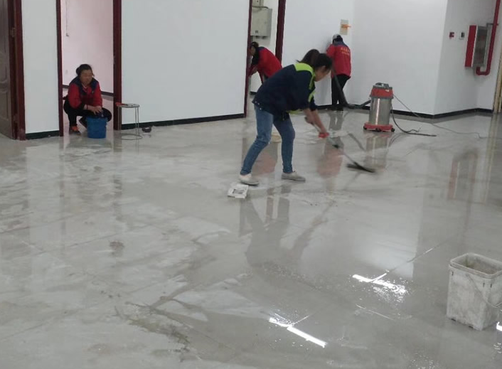 吐鲁番市保洁公司 (2)